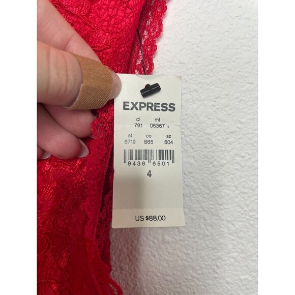 Express Size 4 Fit & Flare Lace Cocktail Mini Dress Red V-Neck Sleeveless NWT - Picture 7 of 12
